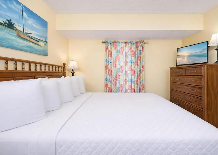 Apartment Island Winds East 504